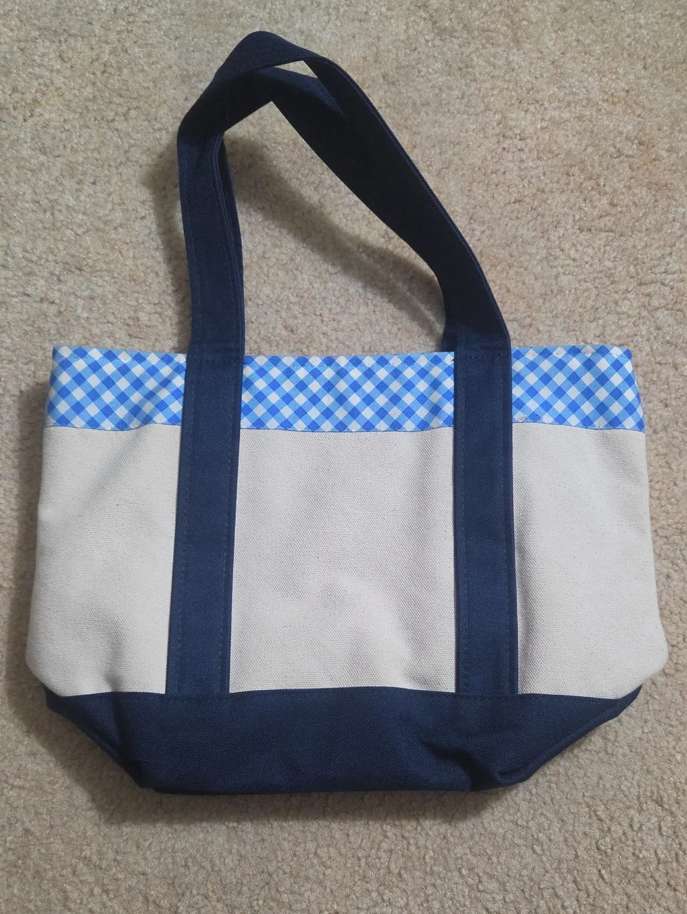 Vineyard Vines nwot about